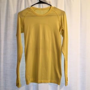 Lululemon size 4 long sleeve in yellow